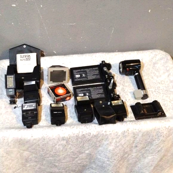 Vintage Canon Polaroid Sunpak Flash & Film Holder Bundle - Picture 2 of 8